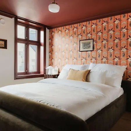 Bryggen Boutique L Uniquely L 2 Min To Floyen شقة